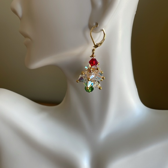 HAND CRAFTED CHRISTMAS CLUSTER PIERCED EARRINGS Clear Swarovski Crystals - Picture 4 of 14